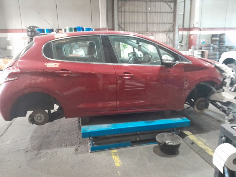 peugeot 208 i (ca_, cc_) del año 2016