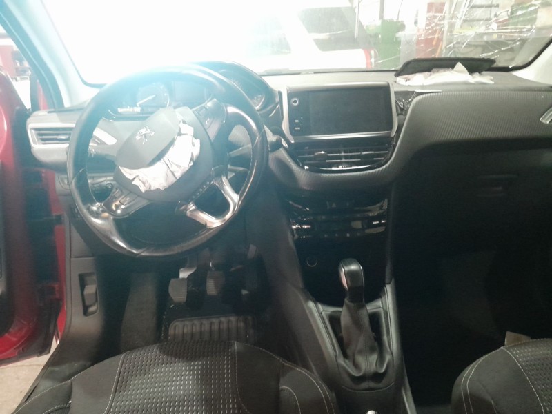 peugeot 208 i (ca_, cc_) del año 2016