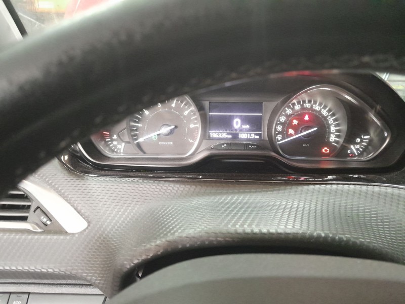 peugeot 208 i (ca_, cc_) del año 2016