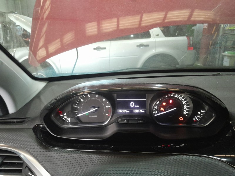 peugeot 208 i (ca_, cc_) del año 2016