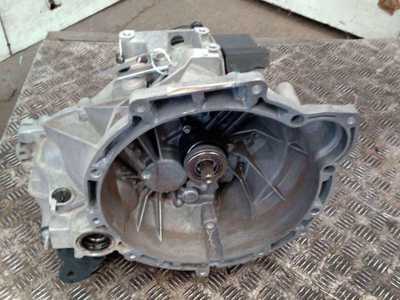 Recambio de caja cambios para ford fiesta vi (cb1, ccn) 1.25 referencia OEM IAM 8A6R7002CA  