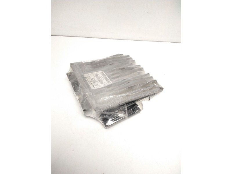 Recambio de centralita motor uce para renault scenic ii confort dynamique referencia OEM IAM 8200334419 R0410B024B 8200374152
