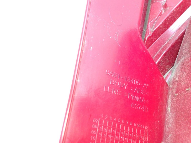 Recambio de piloto trasero izquierdo para ford fiesta vi (cb1, ccn) 1.25 referencia OEM IAM 8A6113405A  