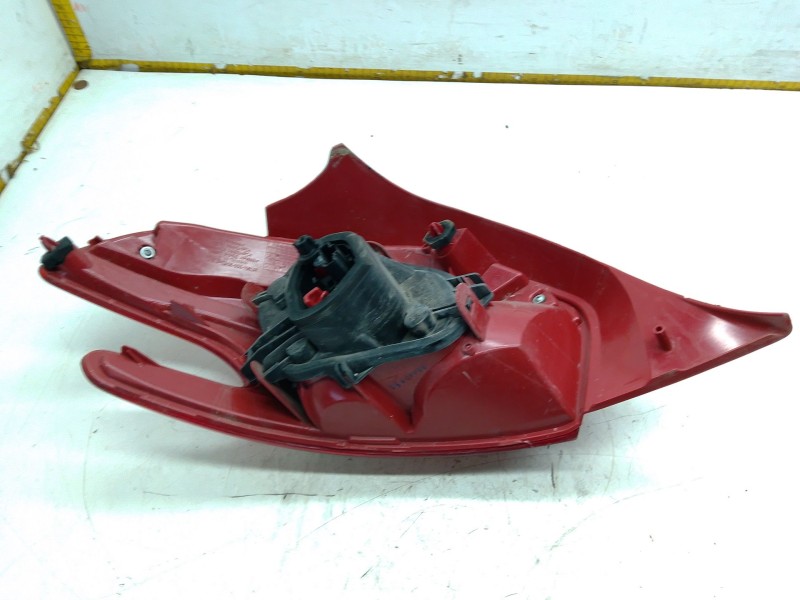 Recambio de piloto trasero derecho para peugeot 208 i (ca_, cc_) 1.2 thp 110 referencia OEM IAM 085501963R  