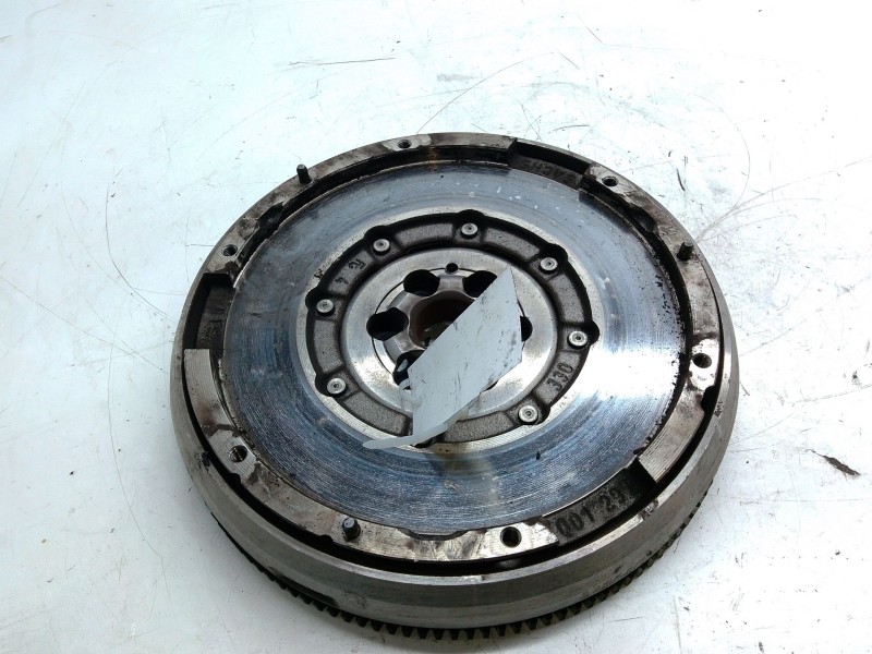 Recambio de volante motor para peugeot 208 i (ca_, cc_) 1.2 thp 110 referencia OEM IAM 9805958180  