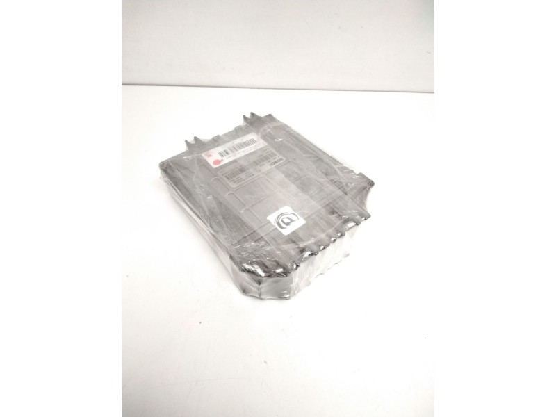 Recambio de centralita motor uce para renault megane i classic (la0) 1.9 dti diesel cat referencia OEM IAM 0281001969 7700113863