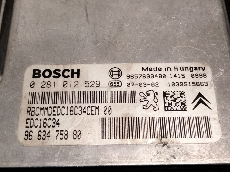 Recambio de centralita motor uce para citroën c3 i (fc_, fn_) 1.4 hdi referencia OEM IAM 9663475880 0281012529 