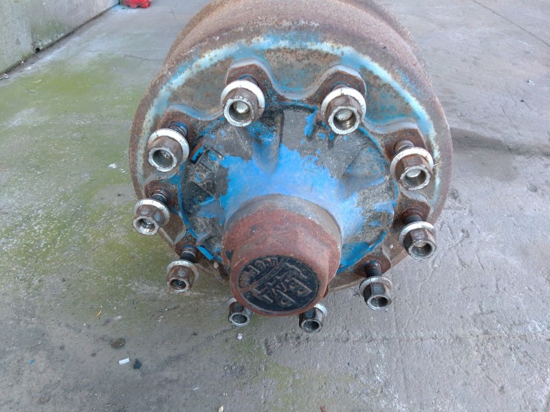 Recambio de eje remolque para lecitrailer ltp-2e referencia OEM IAM S90TDB0007  