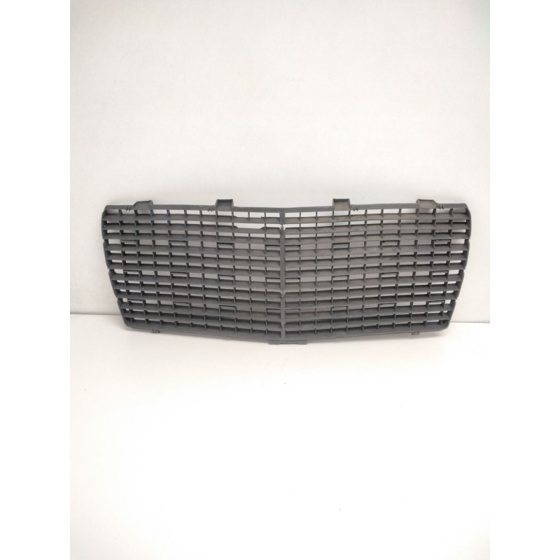 Recambio de rejilla delantera para mercedes-benz 124 sedán (w124) 200 e (124.021) referencia OEM IAM 21012018 P004066-11461 