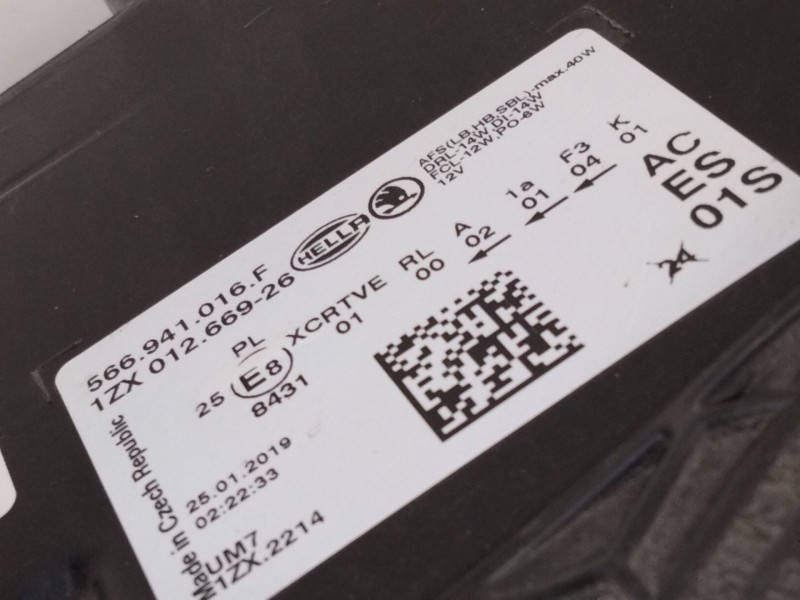 Recambio de faro xenon derecho para skoda kodiaq referencia OEM IAM 566941016F  