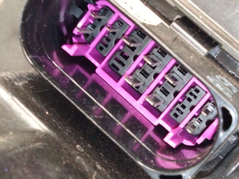 Recambio de faro xenon derecho para skoda kodiaq referencia OEM IAM 566941016F  