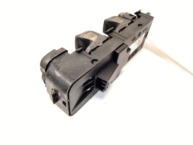 Recambio de mando elevalunas delantero izquierdo para land rover freelander 2 (l359) 2.2 td4 4x4 referencia OEM IAM 6G9N14A132  