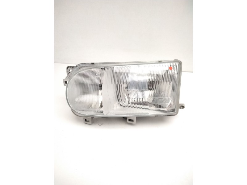 Recambio de faro izquierdo para » otros... premium 370 26 g 6x2 referencia OEM IAM 260607C011 67736070 