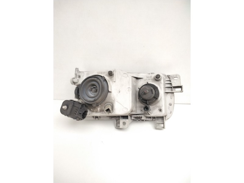 Recambio de faro izquierdo para » otros... premium 370 26 g 6x2 referencia OEM IAM 260607C011 67736070 