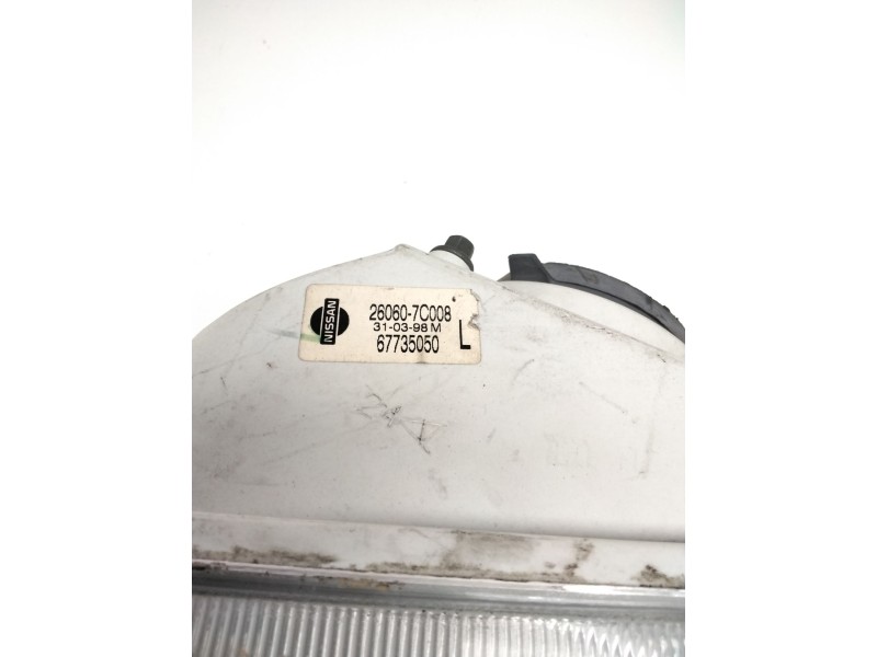 Recambio de faro izquierdo para » otros... premium 370 26 g 6x2 referencia OEM IAM 260607C008 NISSAN 67735050