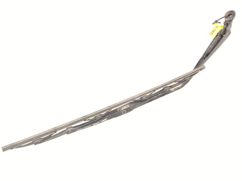 Recambio de brazo limpia delantero derecho para renault maxity referencia OEM IAM   