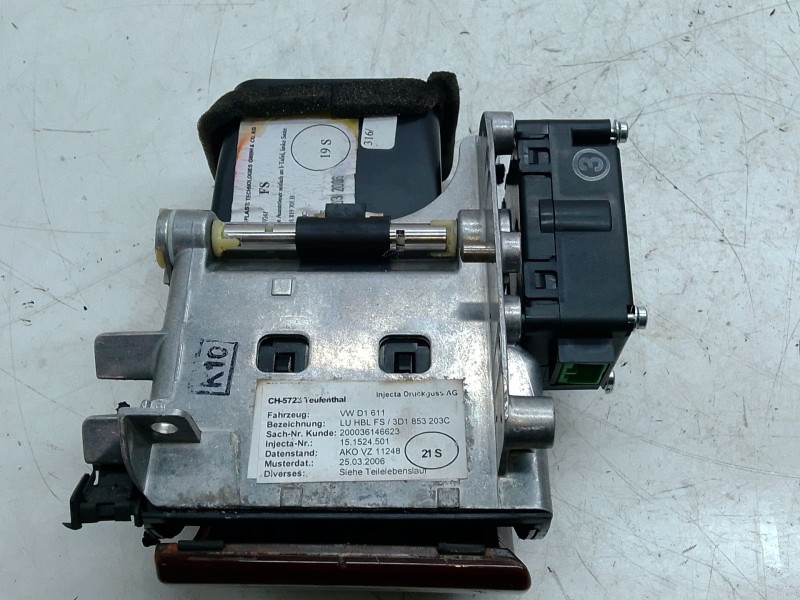 Recambio de aireador izquierdo para volkswagen phaeton (3d2/3d8) tdi v6 4motion (4 asientos) referencia OEM IAM 3D1853203C  