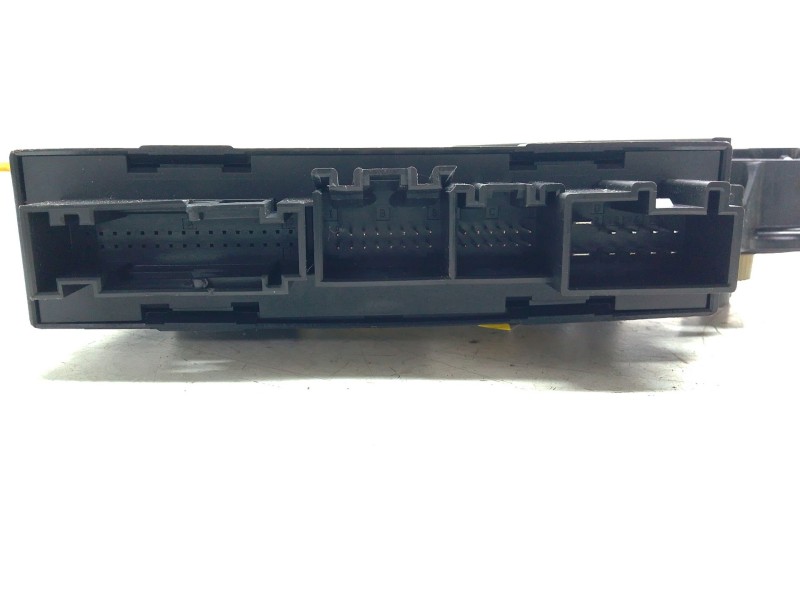 Recambio de motor elevalunas trasero izquierdo para volkswagen phaeton (3d2/3d8) tdi v6 4motion (4 asientos) referencia OEM IAM 