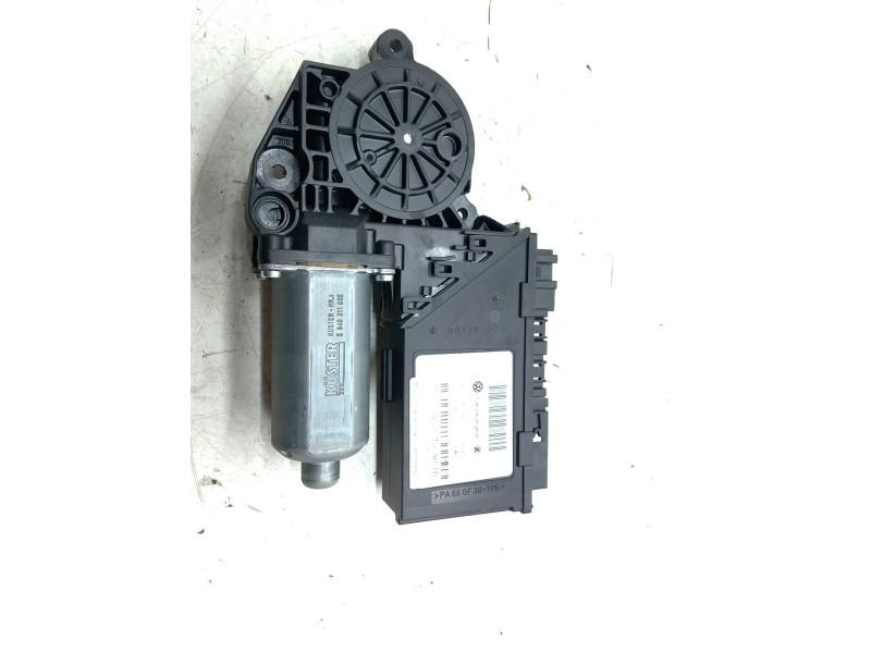 Recambio de motor elevalunas delantero derecho para volkswagen phaeton (3d2/3d8) tdi v6 4motion (4 asientos) referencia OEM IAM 