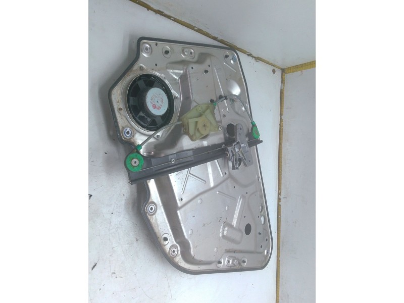 Recambio de elevalunas trasero izquierdo para volkswagen phaeton (3d2/3d8) tdi v6 4motion (4 asientos) referencia OEM IAM 3D4839