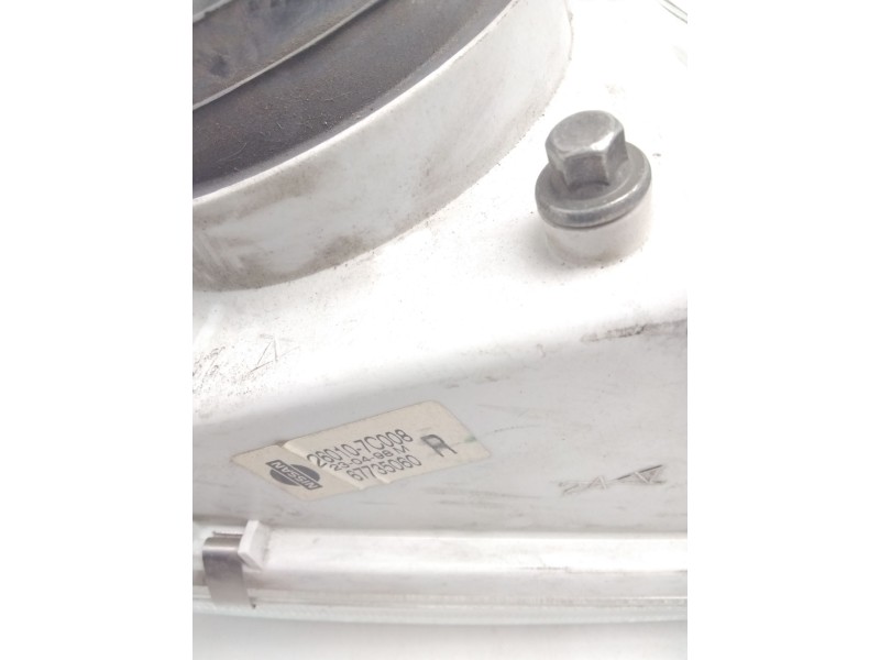 Recambio de faro derecho para nissan serena (c23) 2.0 referencia OEM IAM 260107C008 NISSAN 67735060