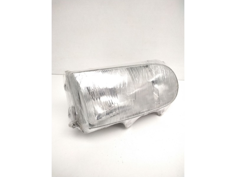 Recambio de faro derecho para » otros... premium 370 26 g 6x2 referencia OEM IAM 260107C008 NISSAN 67735060