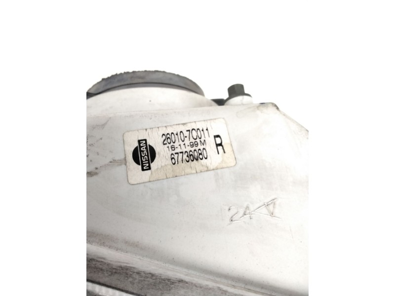 Recambio de faro derecho para » otros... premium 370 26 g 6x2 referencia OEM IAM 260107C011 NISSAN 67736080