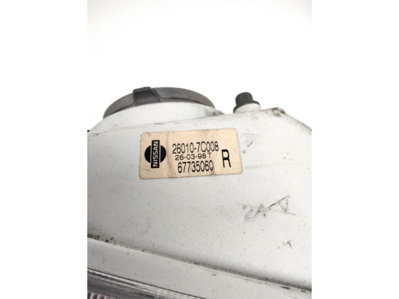 Recambio de faro derecho para » otros... premium 370 26 g 6x2 referencia OEM IAM 260107C008 NISSAN 67735060