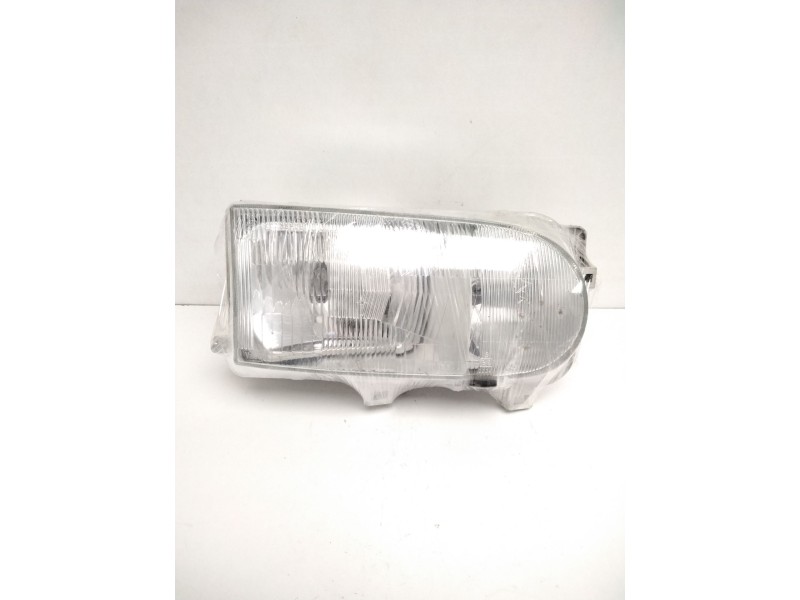 Recambio de faro derecho para » otros... premium 370 26 g 6x2 referencia OEM IAM 260107C008 NISSAN 67735060