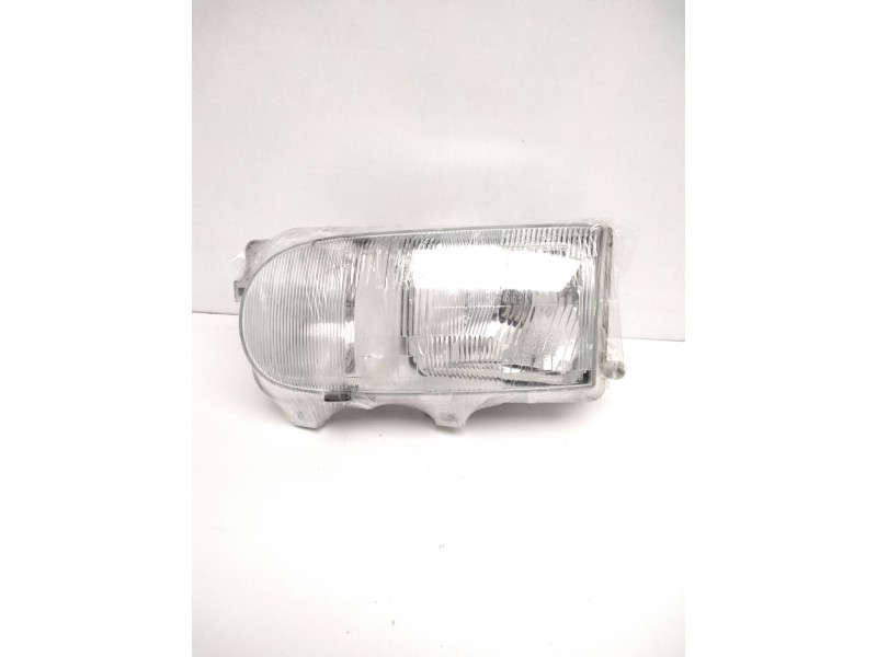 Recambio de faro izquierdo para » otros... premium 370 26 g 6x2 referencia OEM IAM 260607C008 NISSAN 67735050