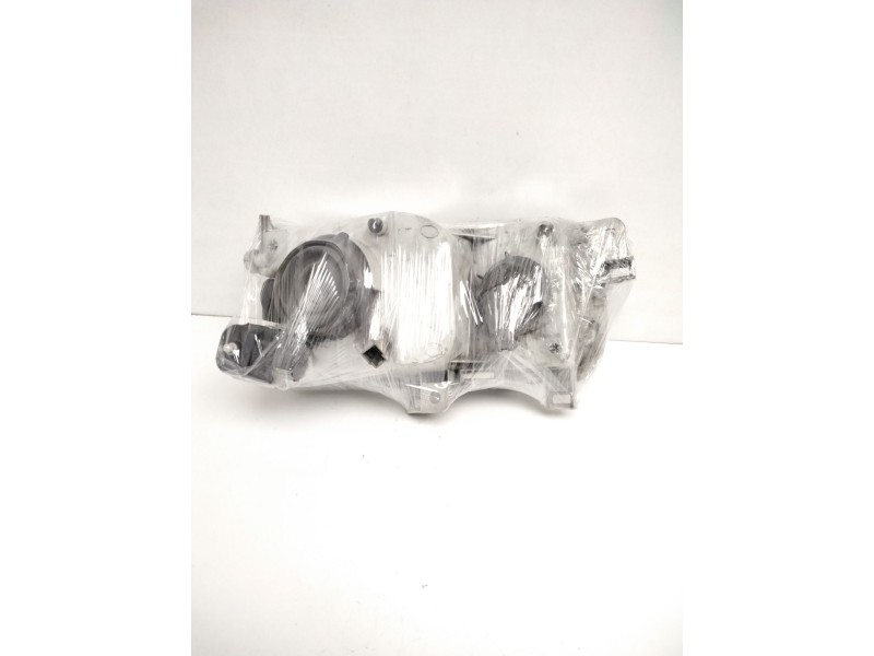 Recambio de faro izquierdo para » otros... premium 370 26 g 6x2 referencia OEM IAM 260607C008 NISSAN 67735050