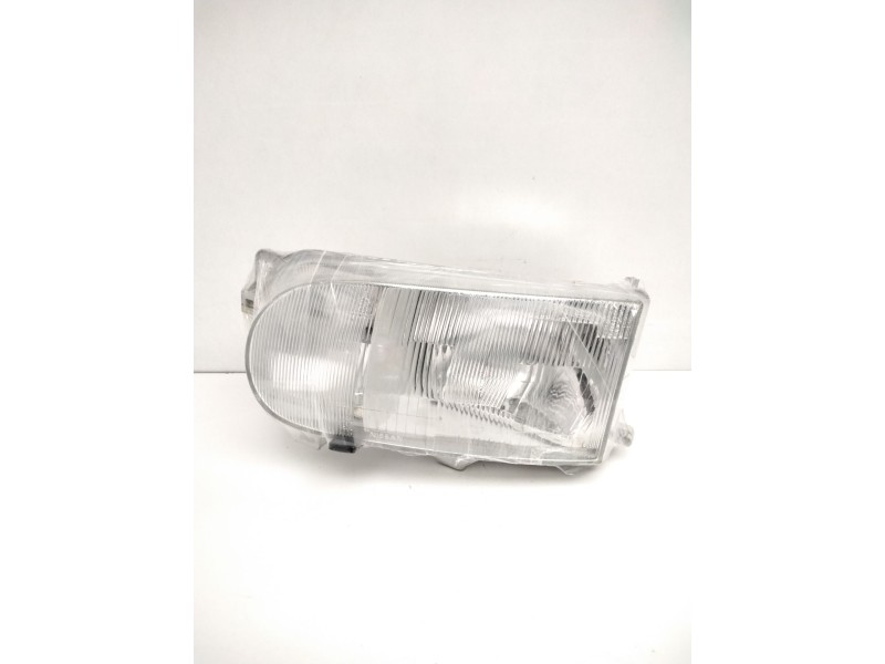 Recambio de faro izquierdo para nissan vanette cargo furgoneta (hc 23) 1.6 i referencia OEM IAM 260607C008 NISSAN 67735050