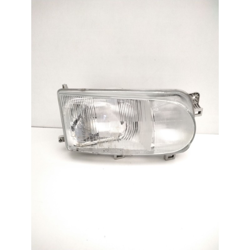 Recambio de faro derecho para » otros... premium 370 26 g 6x2 referencia OEM IAM 260107C008 NISSAN 67735060
