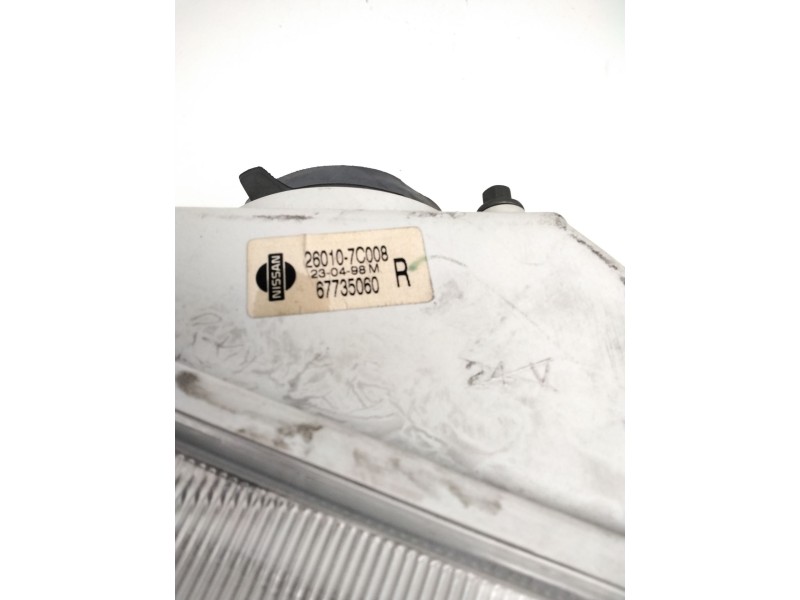 Recambio de faro derecho para » otros... premium 370 26 g 6x2 referencia OEM IAM 260107C008 NISSAN 67735060