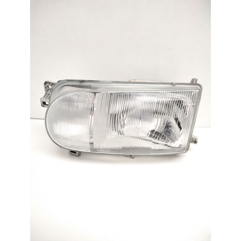 Recambio de faro izquierdo para » otros... premium 370 26 g 6x2 referencia OEM IAM 260607C008 NISSAN 67735050