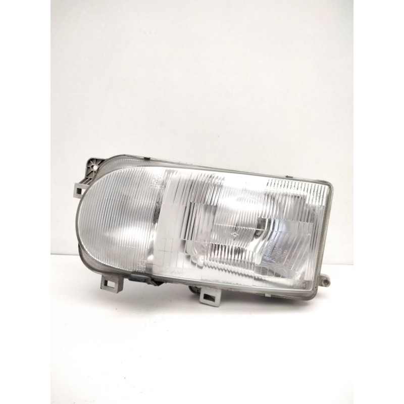 Recambio de faro izquierdo para » otros... premium 370 26 g 6x2 referencia OEM IAM 260607C008 NISSAN 67735050