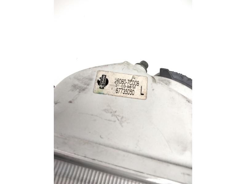 Recambio de faro izquierdo para » otros... premium 370 26 g 6x2 referencia OEM IAM 260607C008 NISSAN 67735050