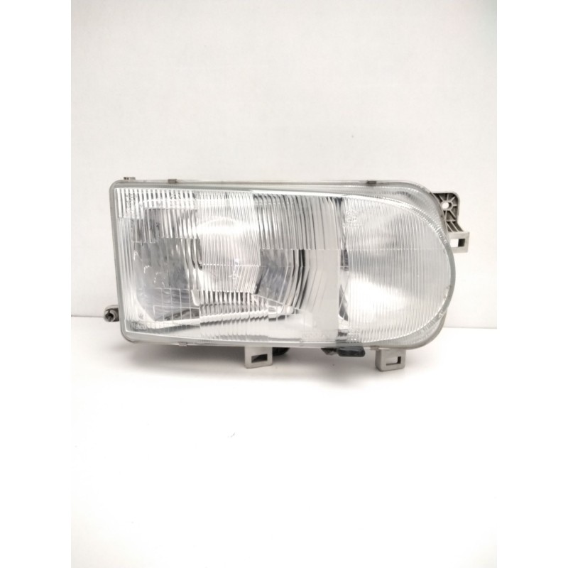 Recambio de faro derecho para » otros... premium 370 26 g 6x2 referencia OEM IAM 260107C008 NISSAN 67735060