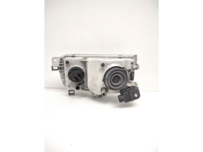 Recambio de faro derecho para » otros... premium 370 26 g 6x2 referencia OEM IAM 260107C008 NISSAN 67735060