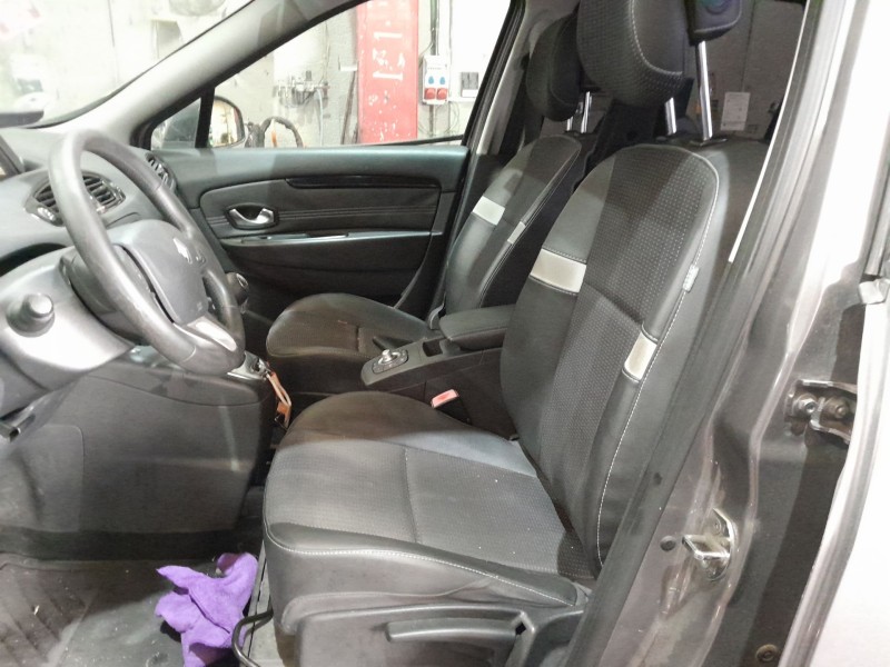 renault grand scénic iii (jz0/1_) del año 2011