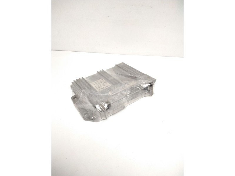 Recambio de centralita motor uce para renault clio ii fase i (b/cbo) 1.2 referencia OEM IAM 7700115160 7700113511 216548206