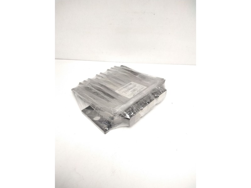 Recambio de centralita motor uce para renault clio iii 1.5 dci diesel referencia OEM IAM 8200399038 R410B034A 8200513163