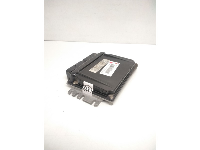 Recambio de centralita motor uce para renault clio ii fase i (b/cbo) 1.2 alize referencia OEM IAM S110138000 8200059086 82000444