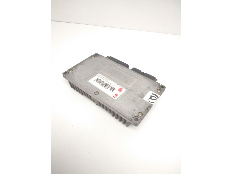 Recambio de centralita motor uce para renault megane i fase 2 classic (la..) 1.6 16v rxe referencia OEM IAM S105260014B 77001134