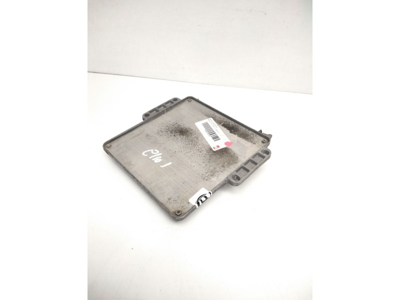 Recambio de centralita motor uce para renault clio i fase i+ii (b/c57) 1.2 referencia OEM IAM 7700108455 7700868295 216492730