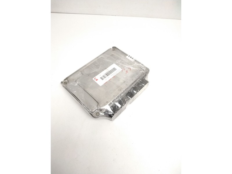 Recambio de centralita motor uce para audi a3 (8l) 1.9 tdi ambiente referencia OEM IAM 038906012BB 0281010123 28SA4232