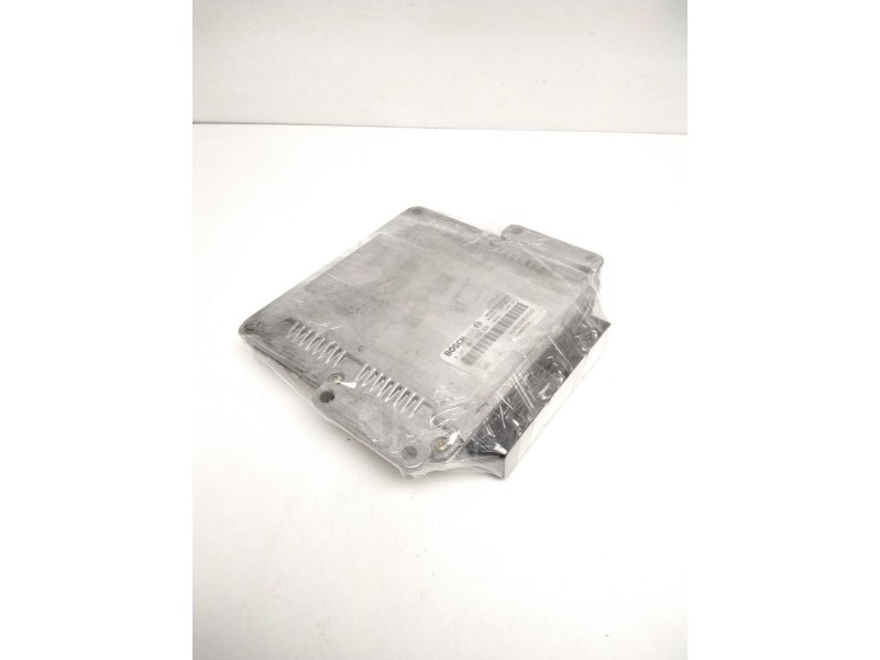 Recambio de centralita motor uce para renault megane i fase 2 classic (la..) 1.9 dci diesel cat referencia OEM IAM 0281001934 82