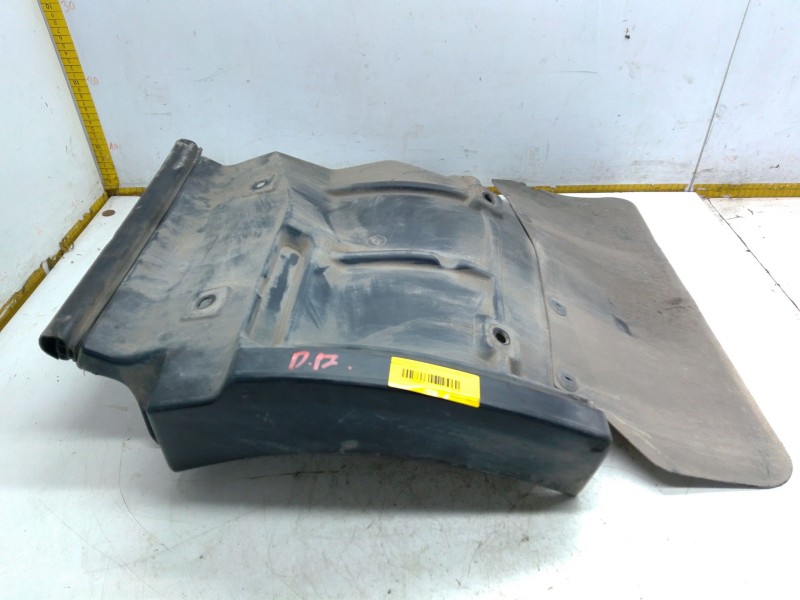 Recambio de guardabarro de cabina delantero izquierdo para renault maxity referencia OEM IAM 63101LC60A  