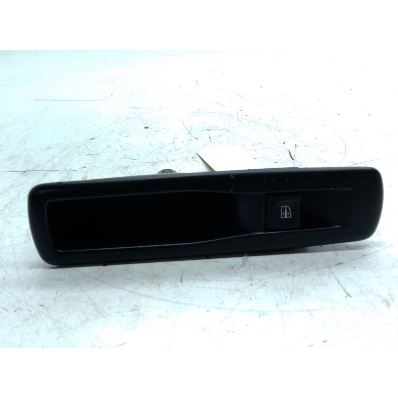 Recambio de mando elevalunas trasero derecho para renault grand scénic iii (jz0/1_) 1.5 dci referencia OEM IAM 82950000R  