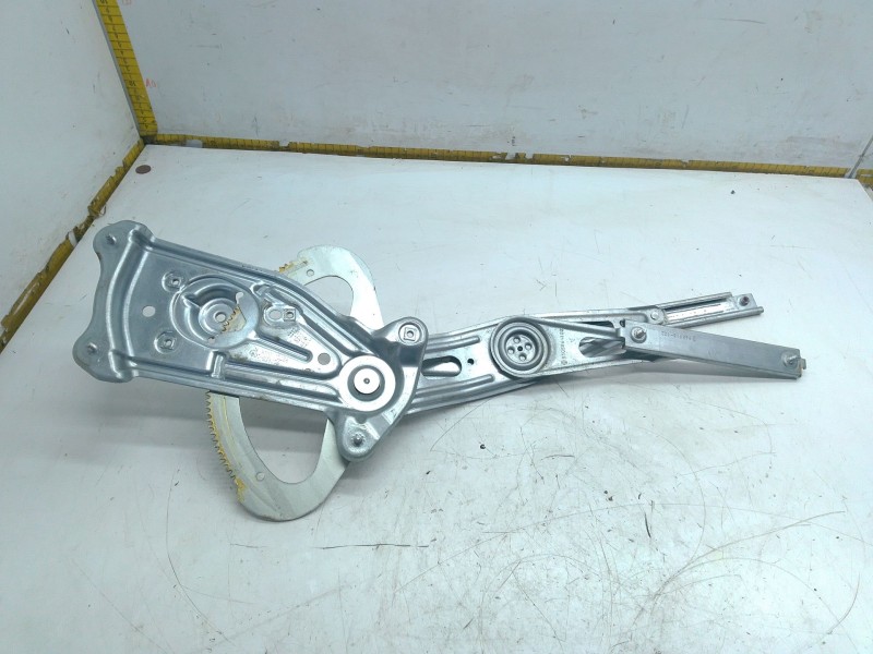 Recambio de elevalunas trasero derecho para renault grand scénic iii (jz0/1_) 1.5 dci referencia OEM IAM 966415102  